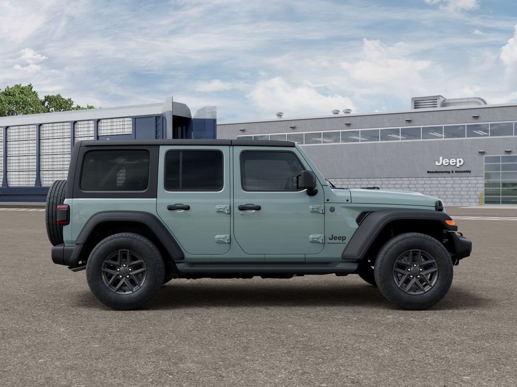 New 2026 Earl Clearcoat Jeep Sport S image 21
