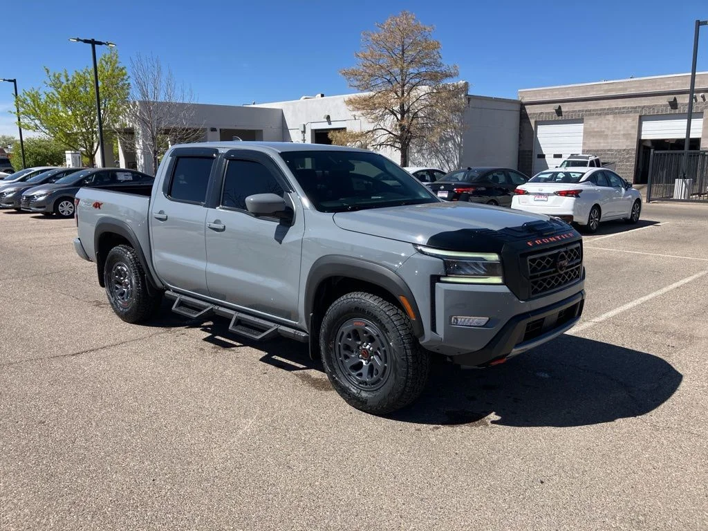 2023 Nissan Frontier PRO-4X Crew Cab 4X4's photo