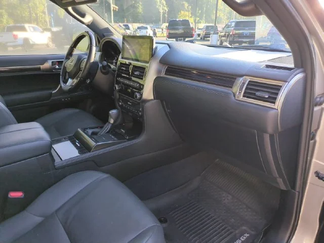 Used 2023 Silver Lexus 460 image 35