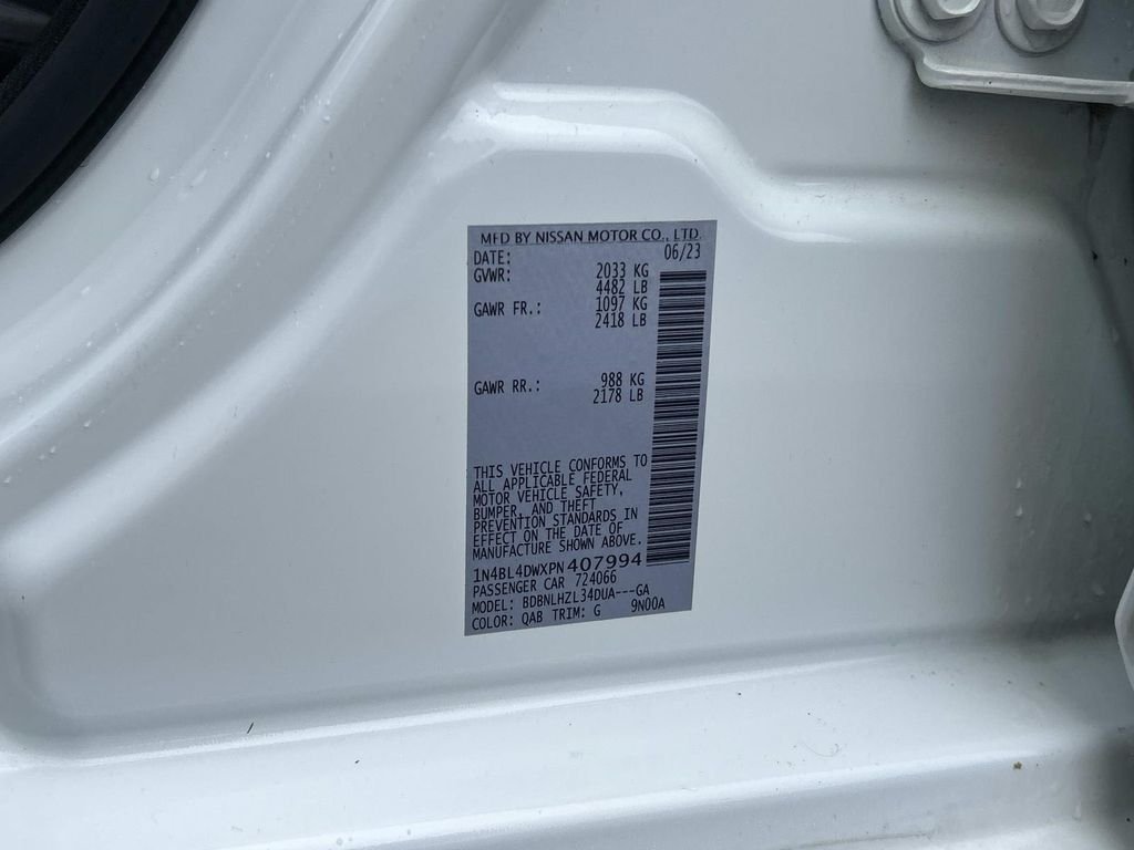 Used 2023 White Nissan 2.5 SV image 10