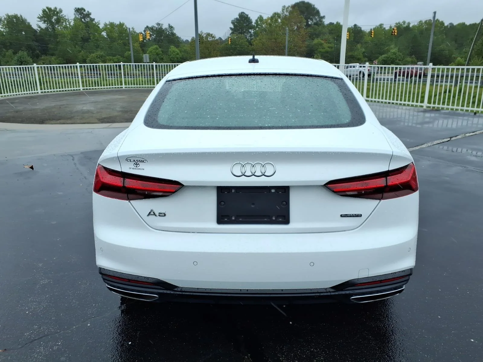 Used 2025  Audi S line Premium image 12