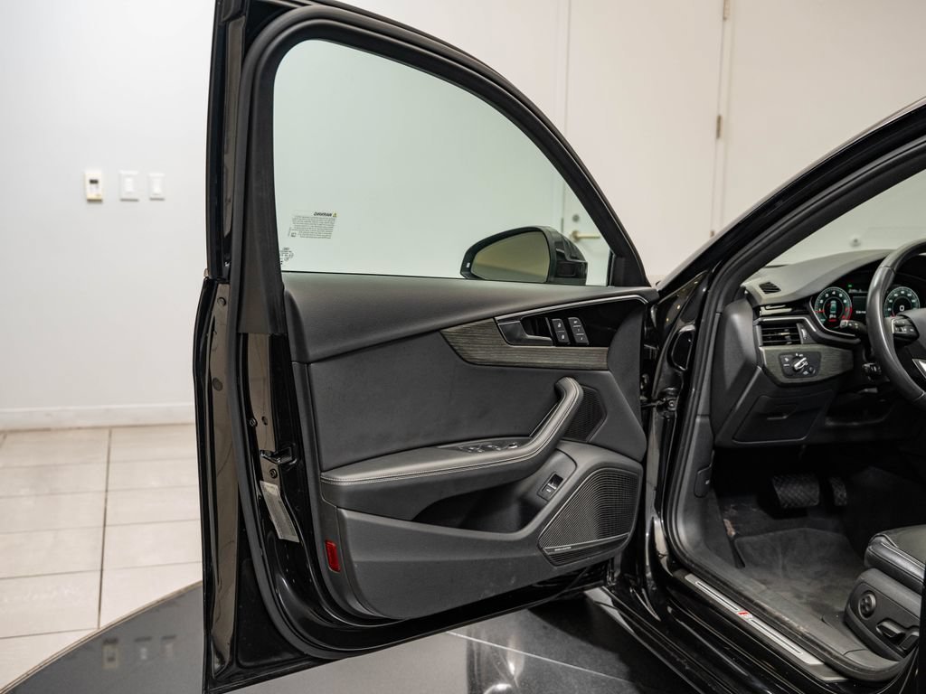 Used 2023 Mythos Black Metallic Audi 45 S line Premium Plus image 28