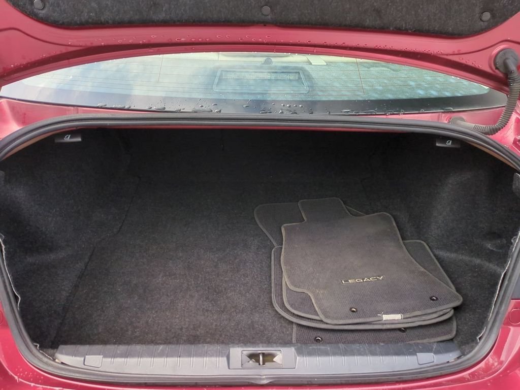 Used 2018 Red Subaru 2.5i image 24