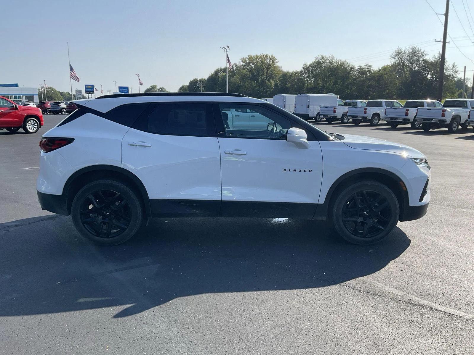 Used 2022 Summit White Chevrolet LT image 5