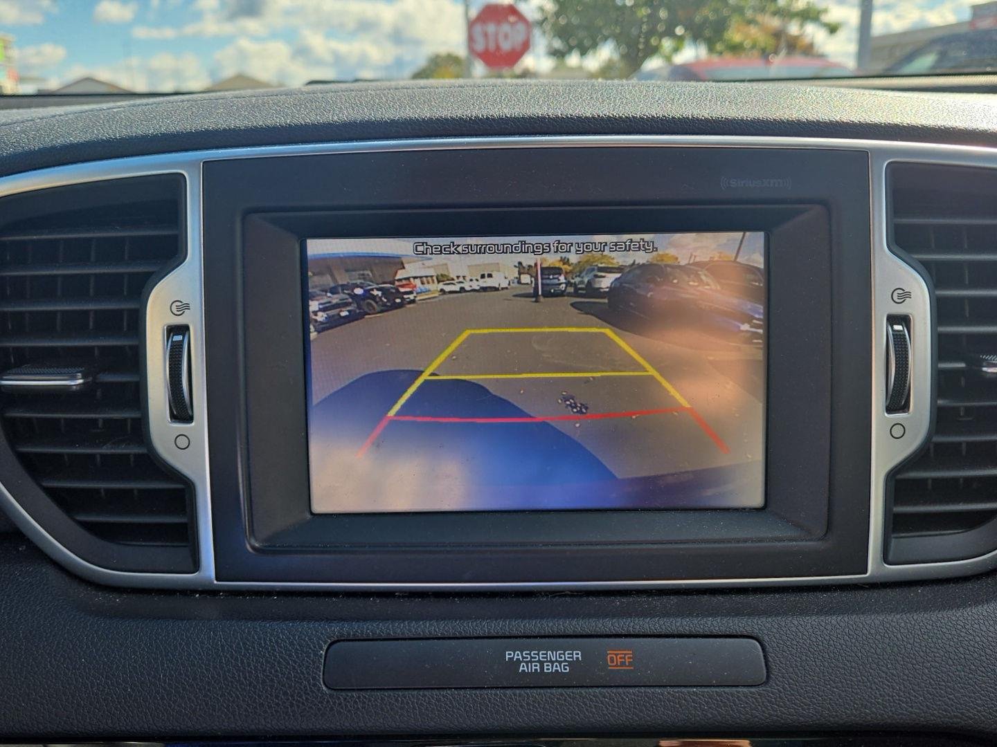 Used 2019  Kia EX image 6