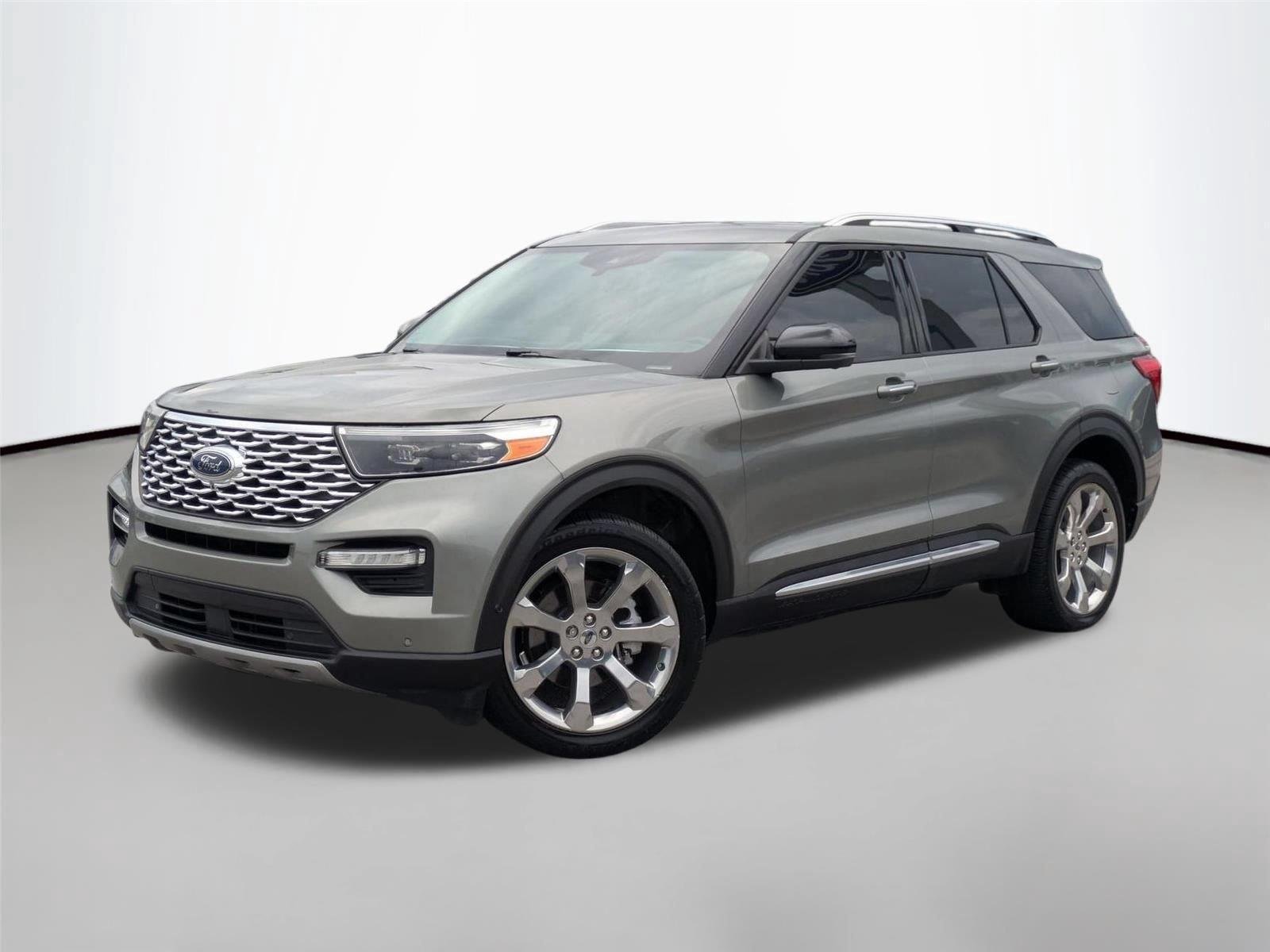 Used 2020 Silver Spruce Metallic Ford Platinum image 1