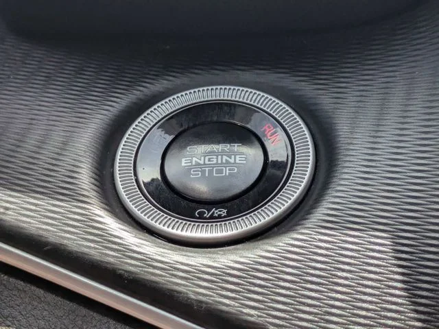 Used 2025 Silver Jeep Altitude image 26