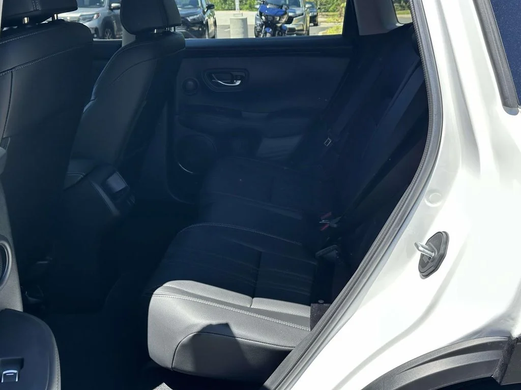 2026 Honda HR-V EX-L - Photo 10