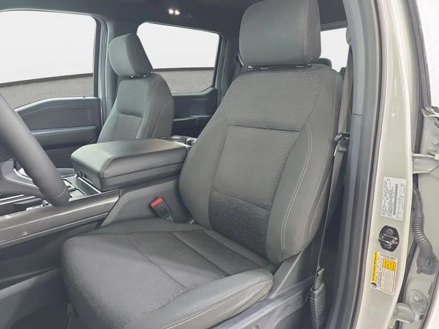 Certified Used 2023 Avalanche Ford XLT image 14