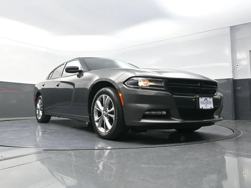 Used 2020 Gray Dodge SXT image 23