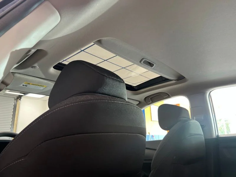 Used 2023  Honda EX image 18