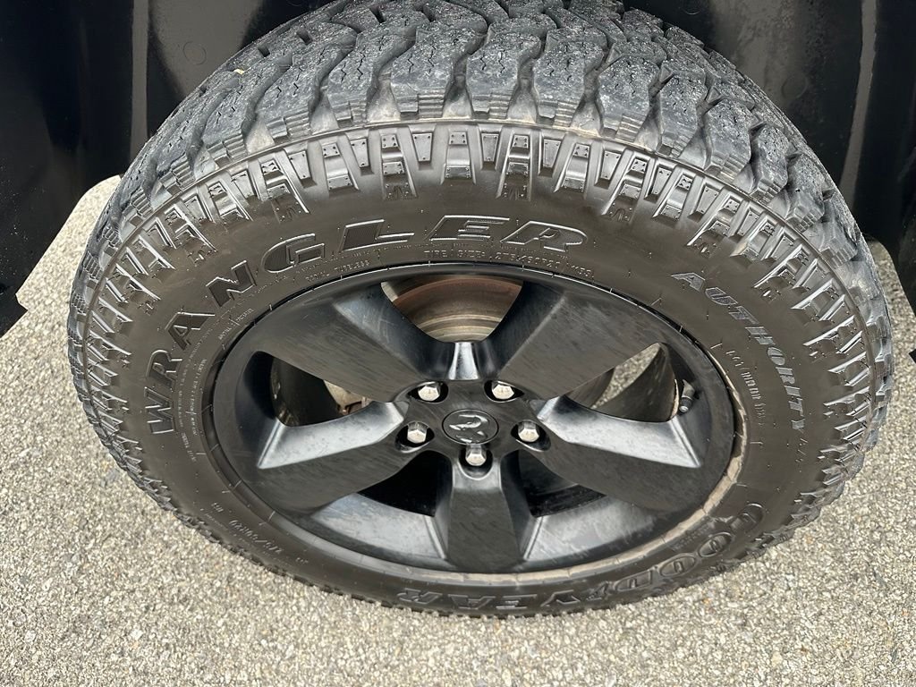 Used 2020 Gray Ram Warlock image 13