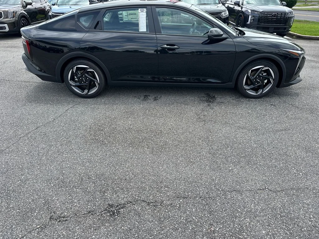 New 2026 Black Kia EX image 8