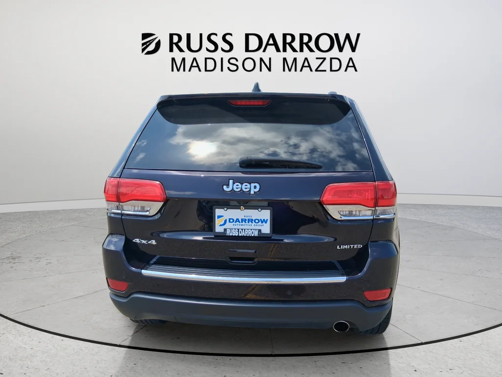 Used 2019 Red Jeep Limited image 4