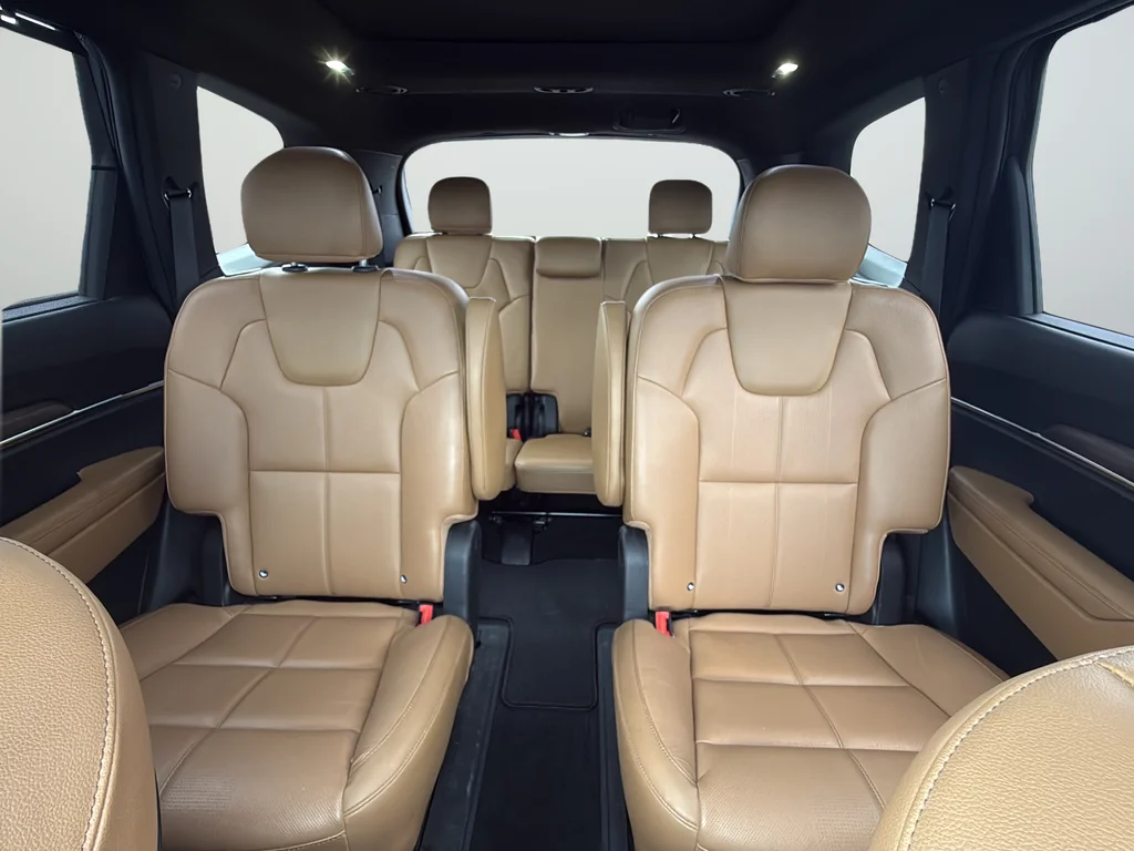 Used 2022 Gray Kia SX image 28