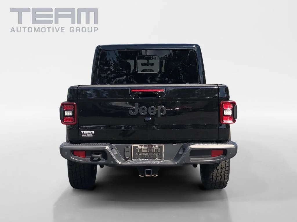 Used 2023 Black Jeep Overland image 6