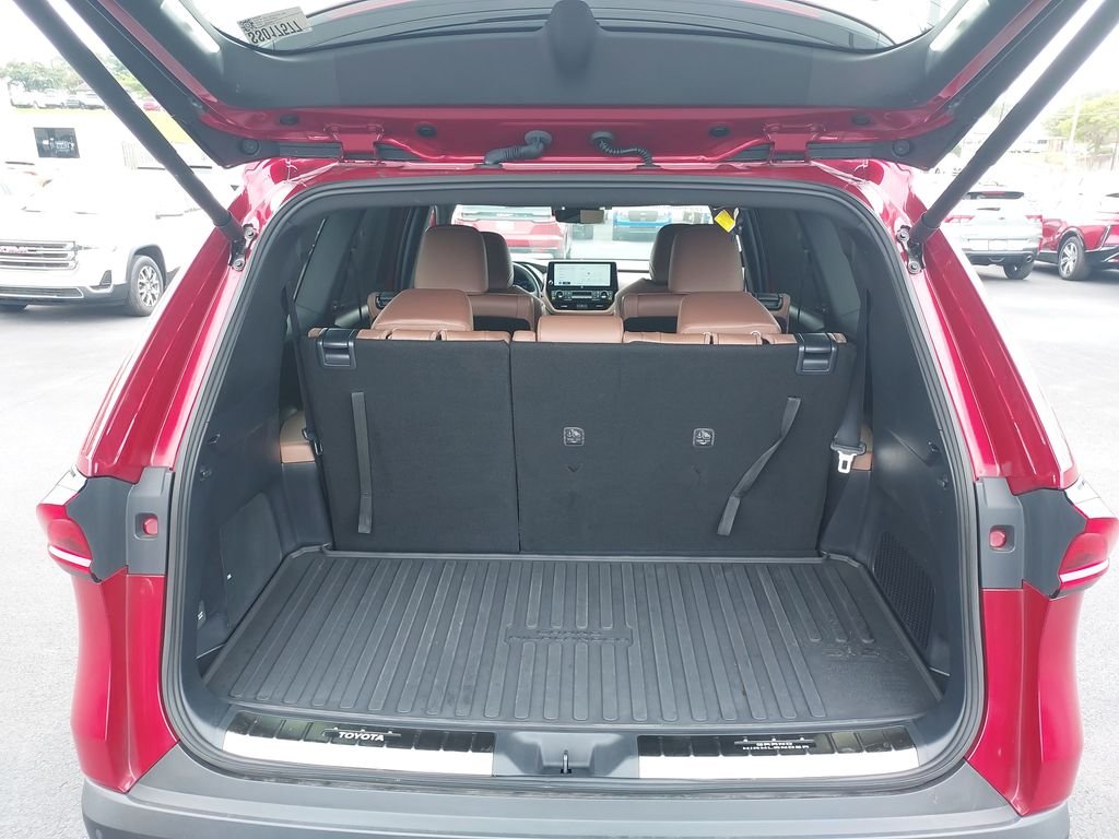 Used 2025 Red Toyota MAX Platinum image 9