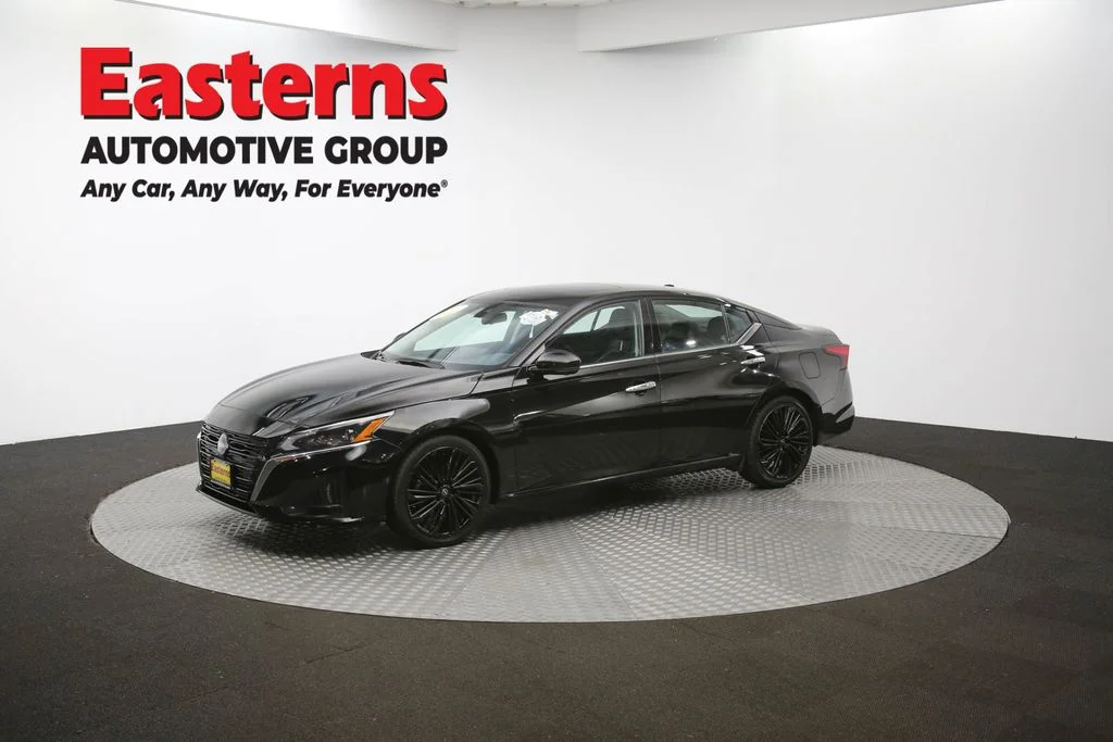 Used 2023 Black Nissan 2.5 SL image 56