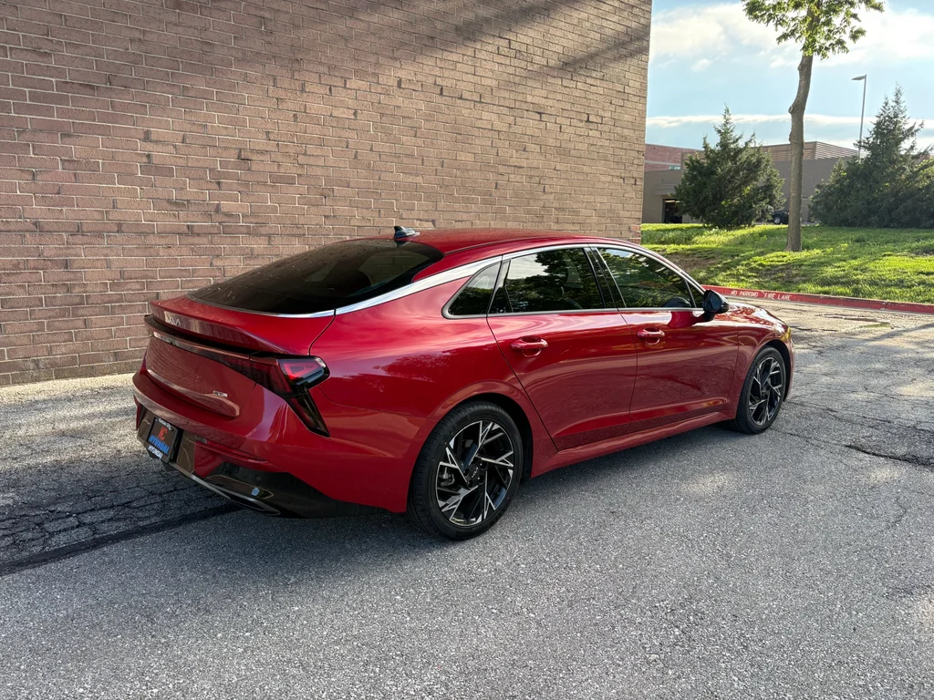Used 2025 Runway Red Kia GT-Line image 5