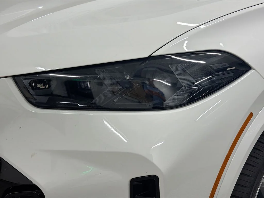 Used 2024 Alpine White BMW xDrive50e image 33
