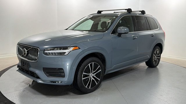 2020 Volvo XC90 T6 Momentum