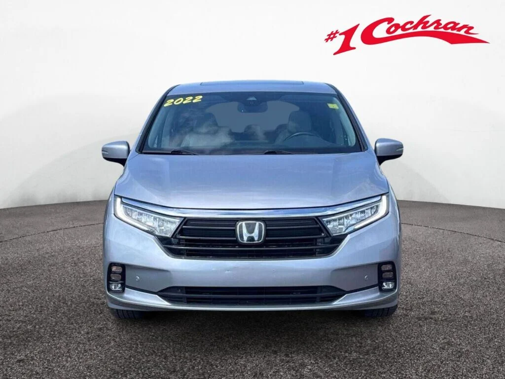 Used 2022 Lunar Silver Metallic Honda Elite image 12