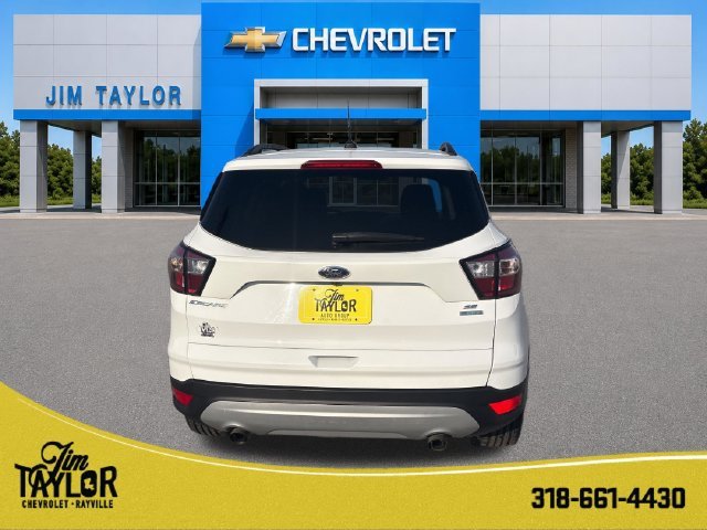 Used 2018 White Ford SE image 4