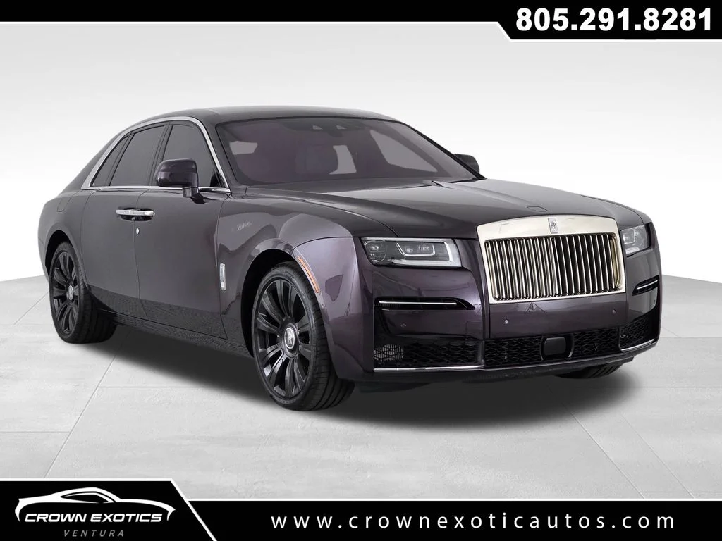 Used 2023 Purple Rolls-Royce Base image 1