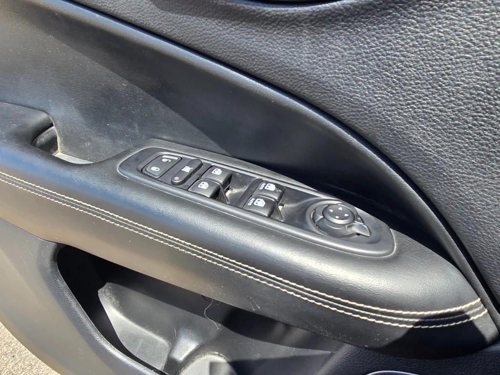 Used 2021 Redline Pearlcoat Jeep 80th Anniversary image 17
