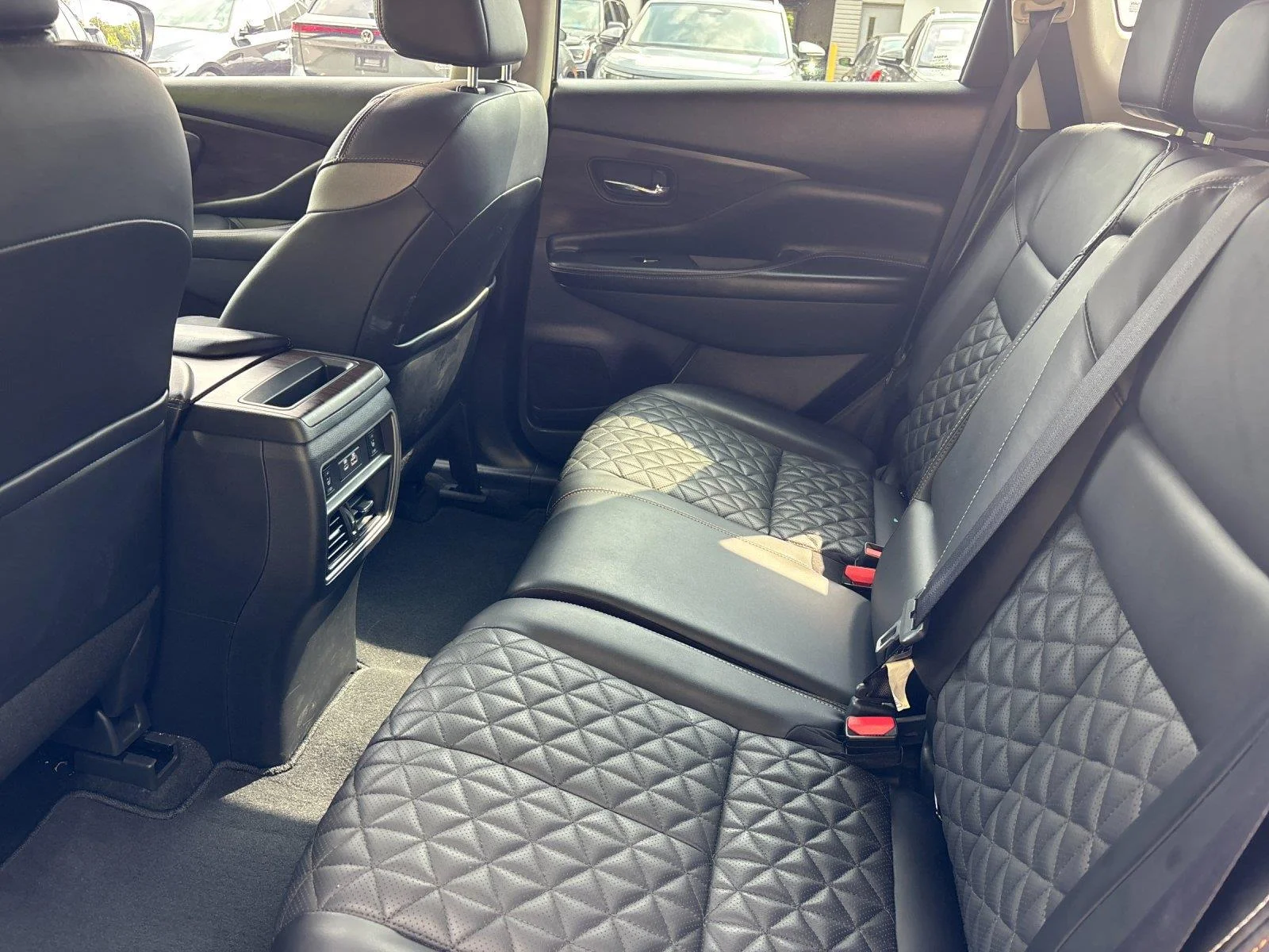 Used 2024 Boulder Gray Pearl Nissan Platinum image 31