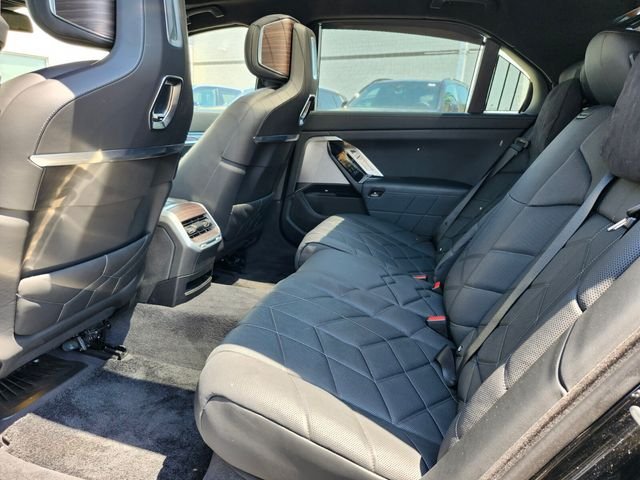 Certified Used 2023 Black BMW xDrive60 image 17