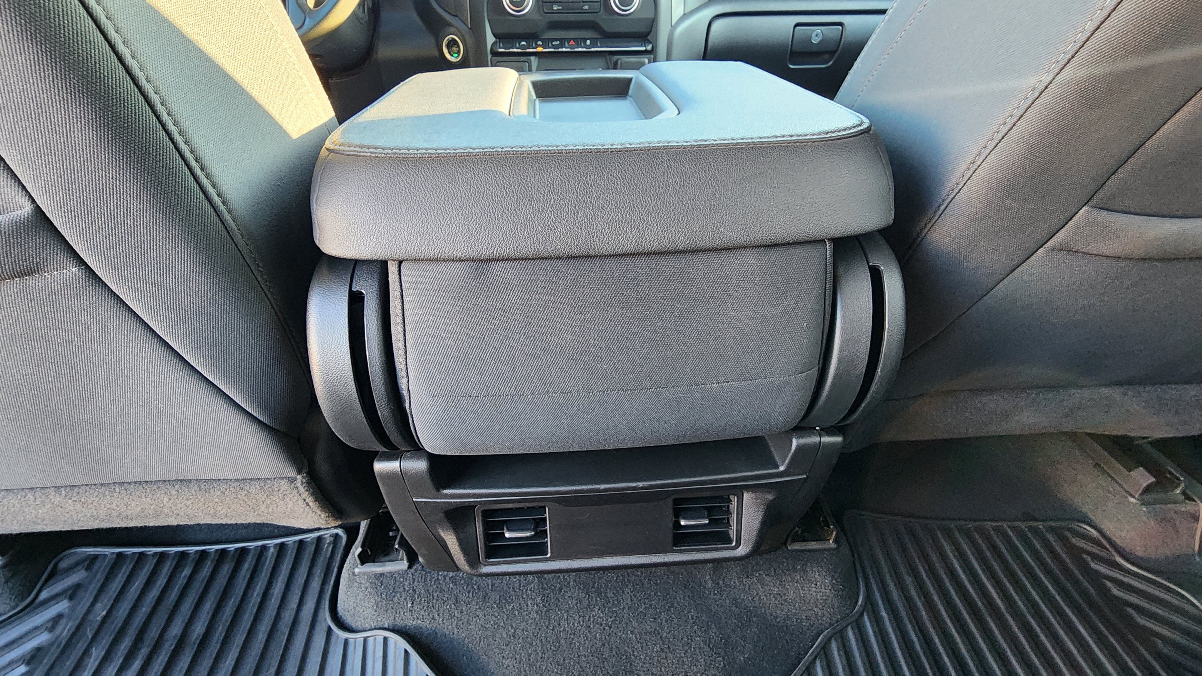 2023 Chevrolet Silverado 1500 Custom - Photo 24