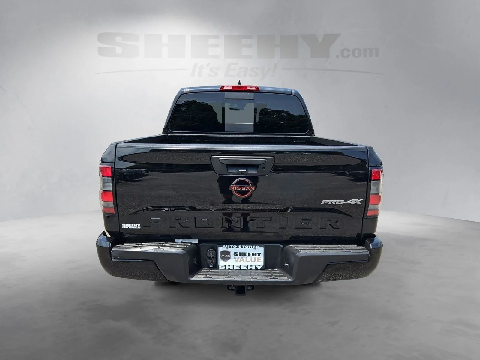 Used 2023 Black Nissan PRO-4X image 13