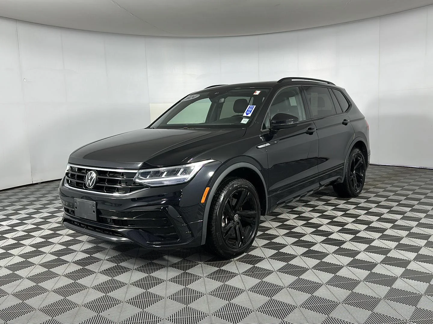 Used 2024 Deep Black Pearl Volkswagen SE R-Line Black image 6
