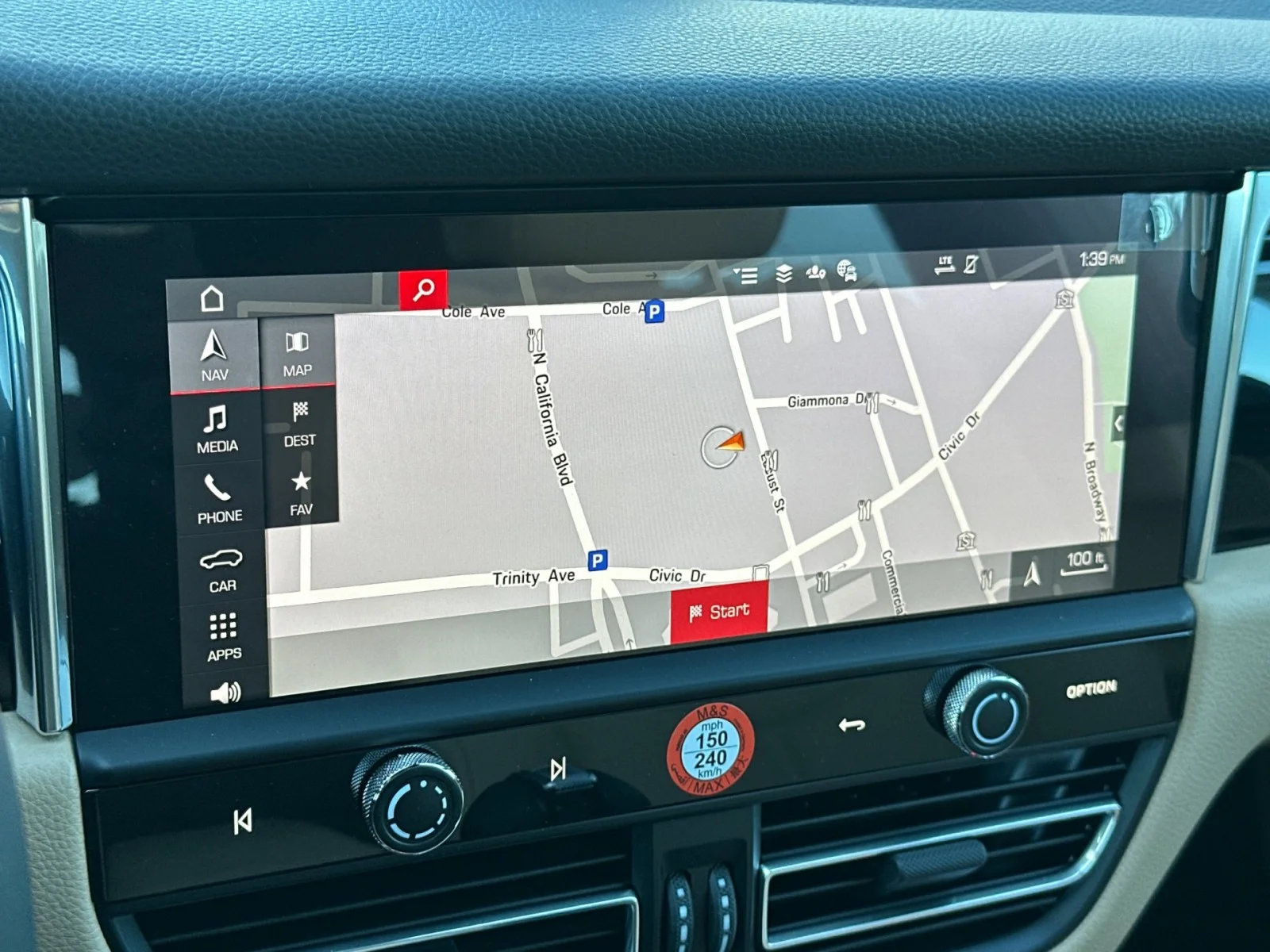 2026 Porsche Macan - Photo 19