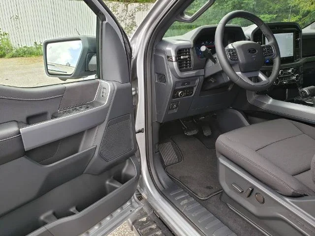 New 2026 Iconic Silver Metallic Ford XLT image 11