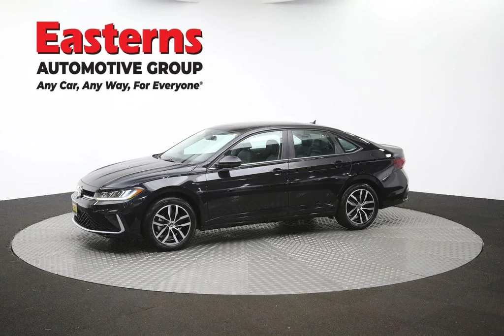 Used 2025 Black Volkswagen 1.5T SE image 58