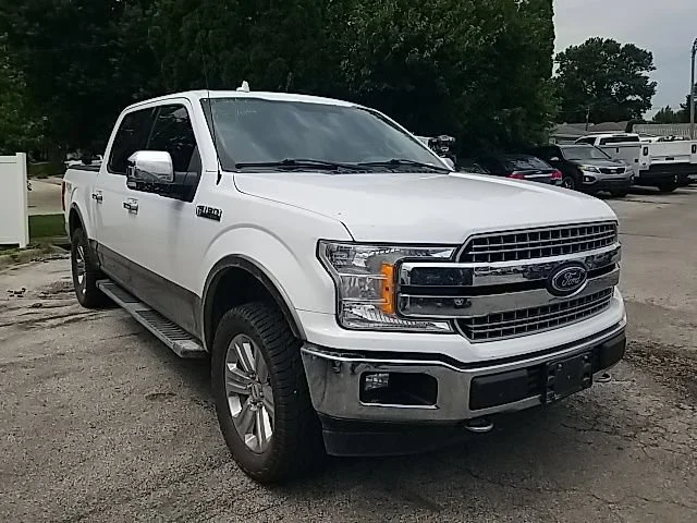 Used 2018 White Ford XL image 2