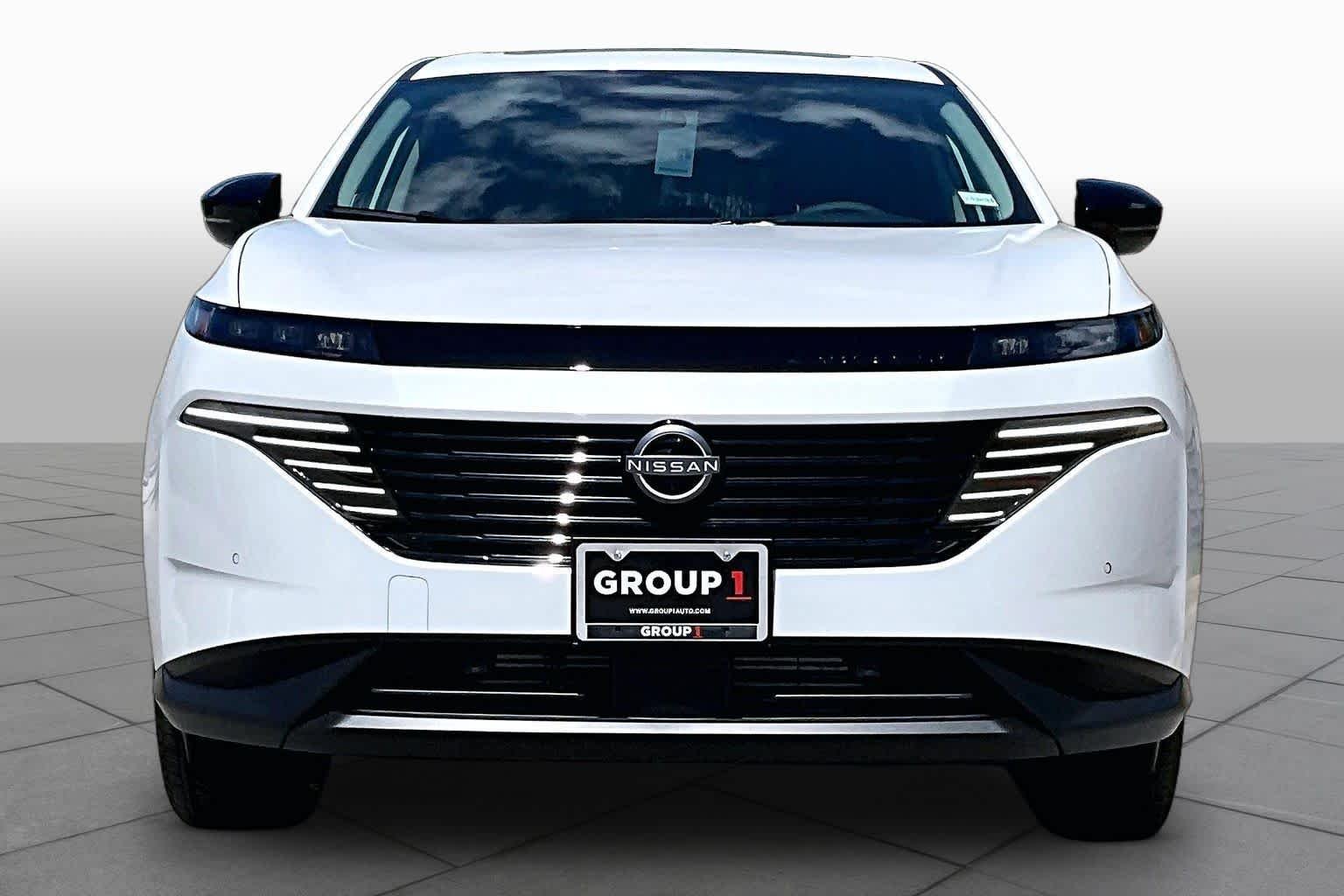 New 2026 Everest White Pearl TriCoat Nissan SL image 3