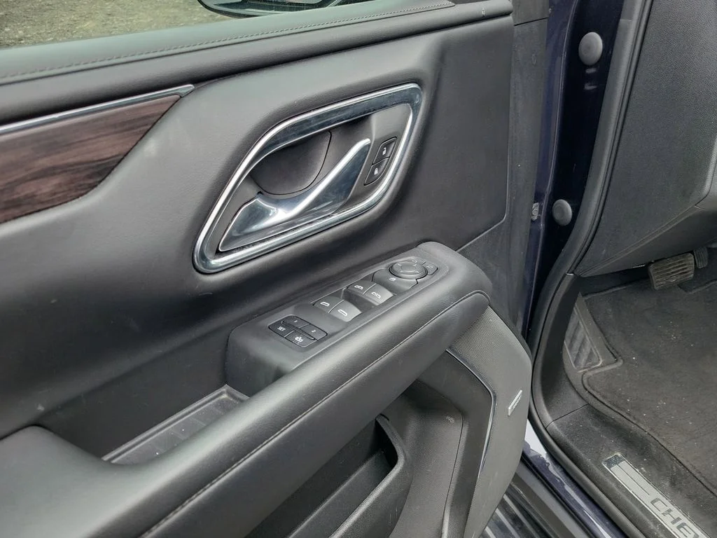 Used 2023 Gray Chevrolet LT image 14
