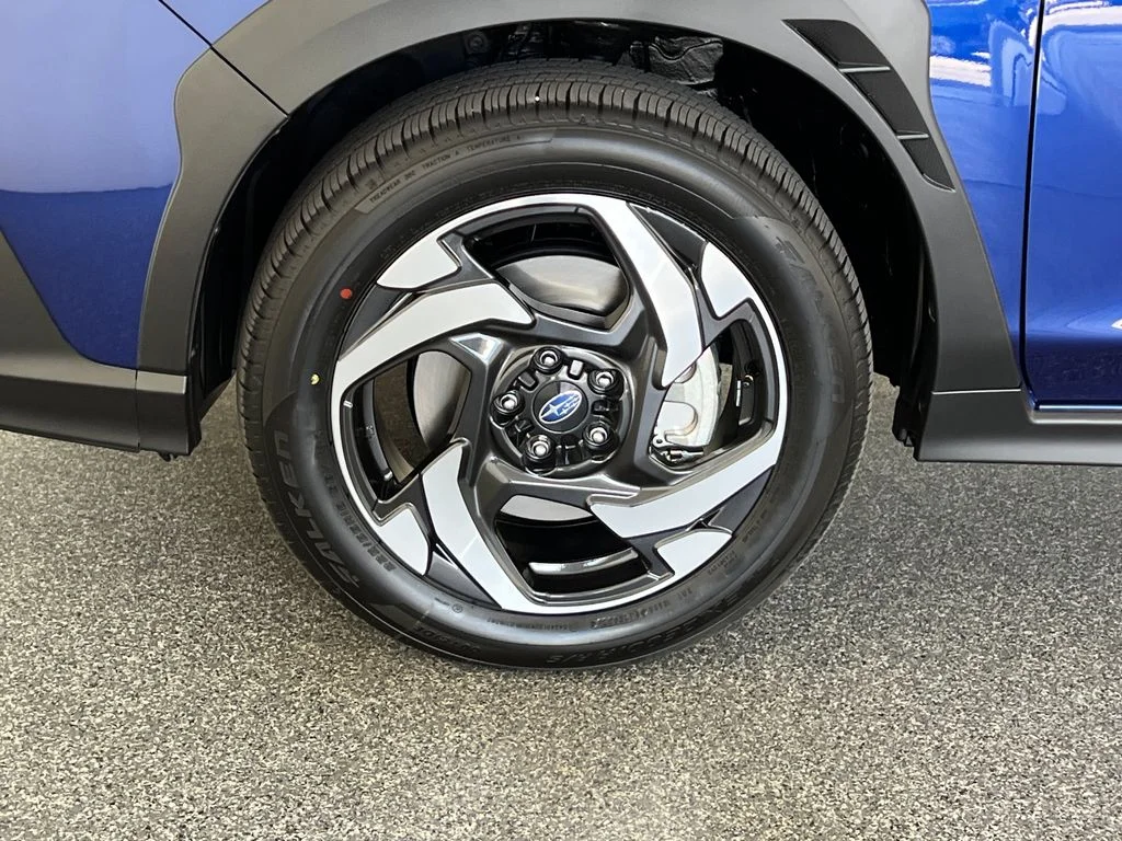 New 2026 SAPPHIRE BLUE PEARL Subaru Limited Hybrid image 29