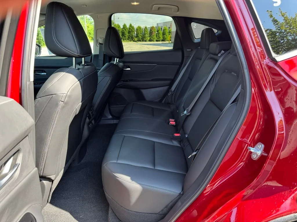 2025 Nissan Murano SV - Photo 10