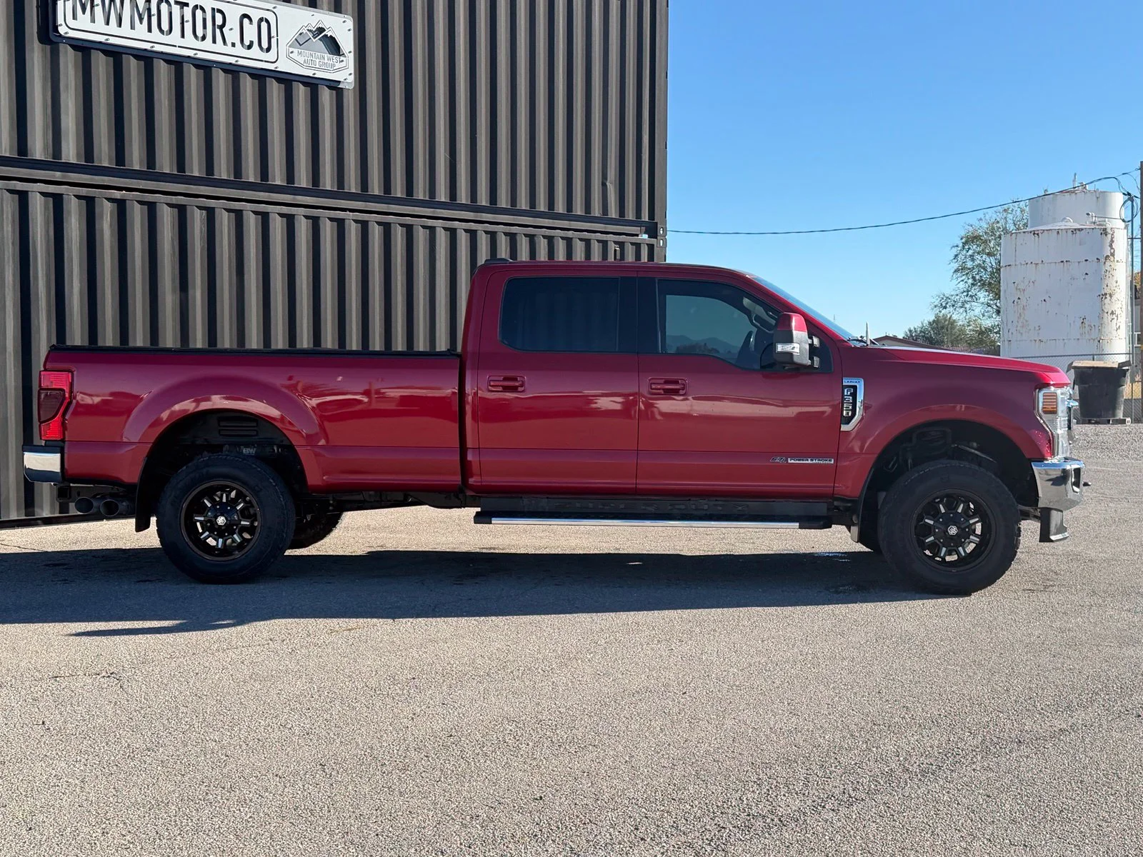Used 2020 Red Ford Lariat image 3