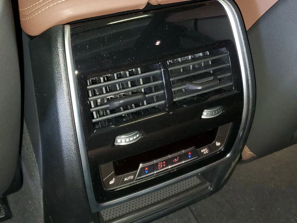 New 2026 Gray BMW xDrive40i image 12