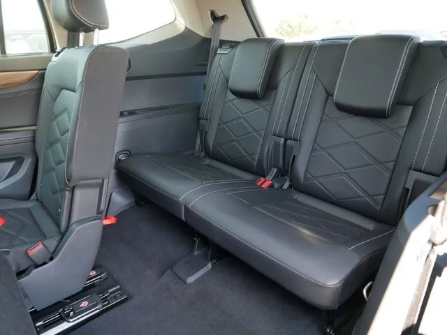 Certified Used 2026 Black Volkswagen 2.0T SE w/Technology image 18
