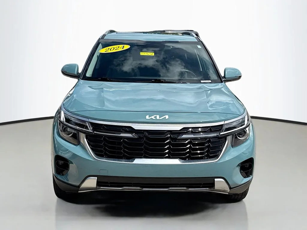 Used 2024 Pluton Blue Kia EX image 2