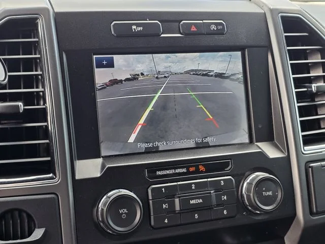 Used 2020 Oxford White Ford XLT image 10