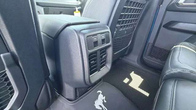 New 2026 Blue Ford Badlands image 18