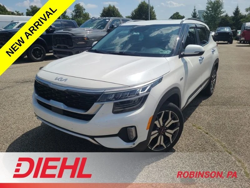 Used 2022 White Kia SX image 1