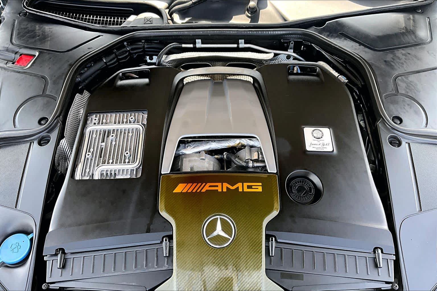 Used 2018 Diamond Silver Metallic Mercedes-Benz AMG® S 63 image 33